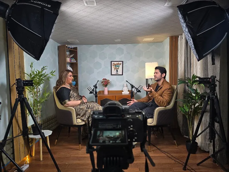 RV Rising Studio for Podcast & Interview/Reel Shoot