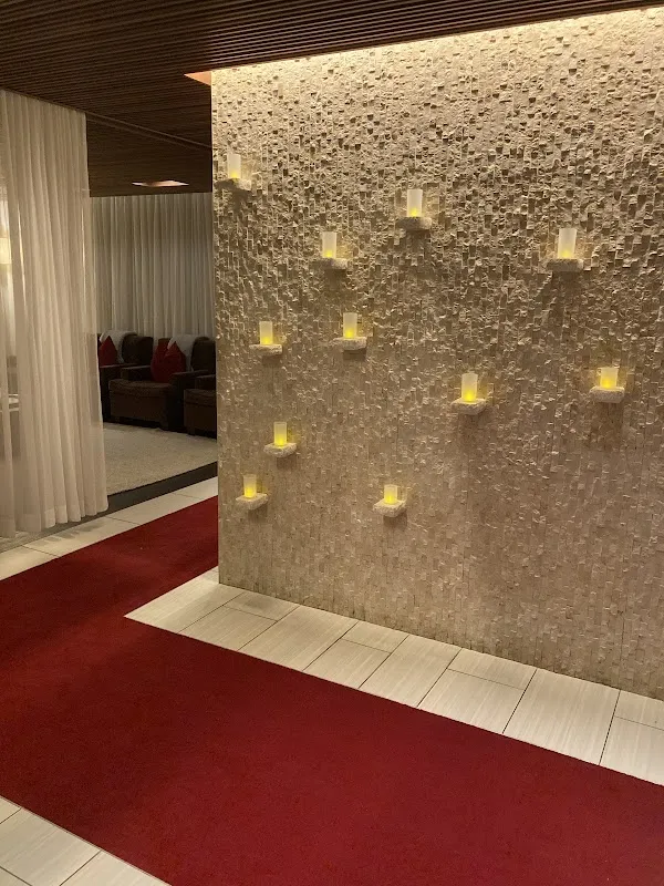 Red Hots Spa at the Garden City Hotel