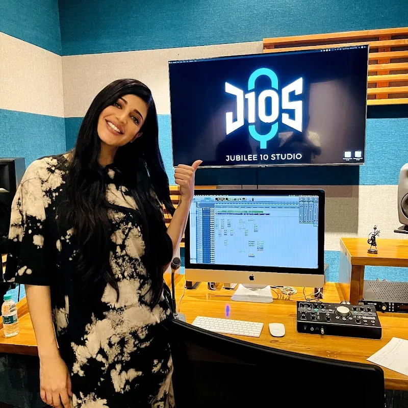 Jubilee 10 Studio