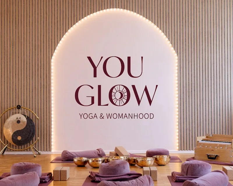 YOU GLOW Yoga & Womanhood Mitte