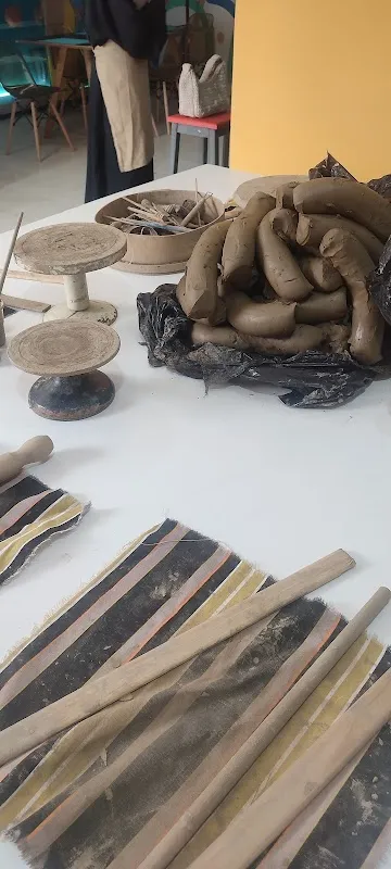 Studio Pottery Algérie