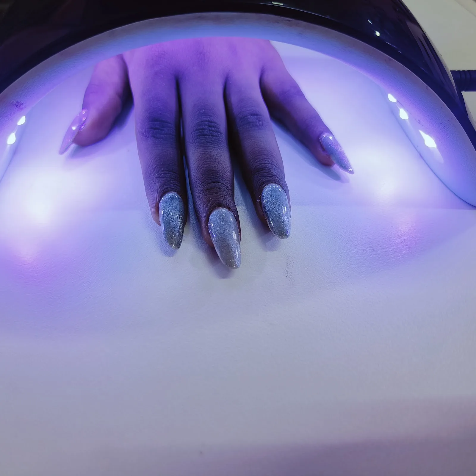 Pamper & Shine Ladies Salon