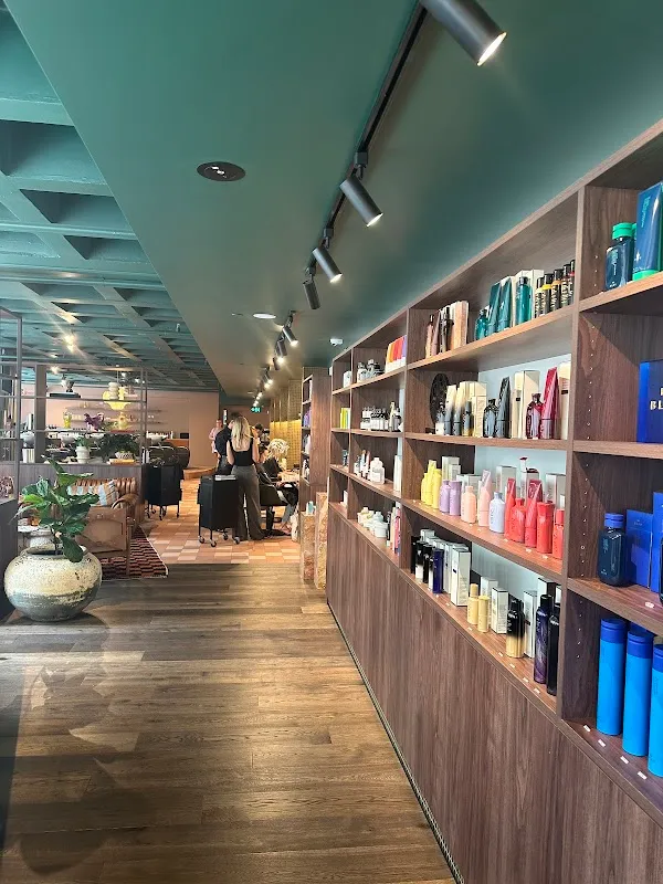 Salon HER