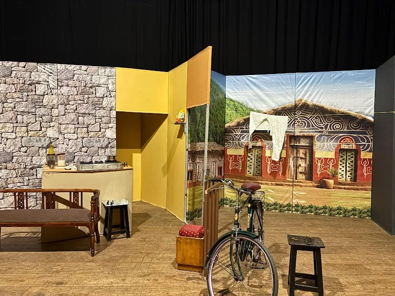 THE STAGE ART (Haresh Solanki)