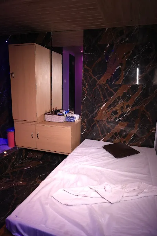 Minara Spa - Chembur