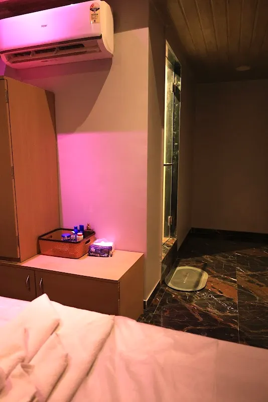 Minara Spa - Chembur