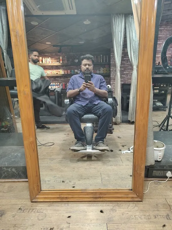 Promenad Salon