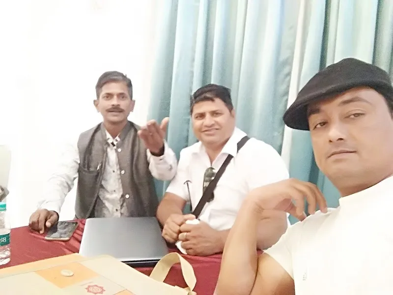 Five Fingers Media Works