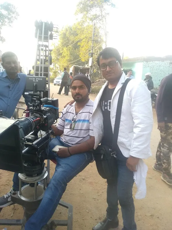 Five Fingers Media Works
