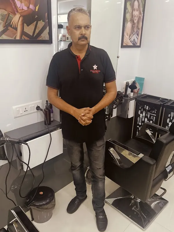 ISLAK SUDHIR CREATIVE SALON