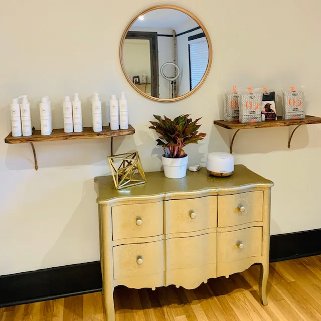 Salon Birch