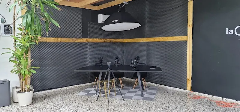 La Cabina Studio
