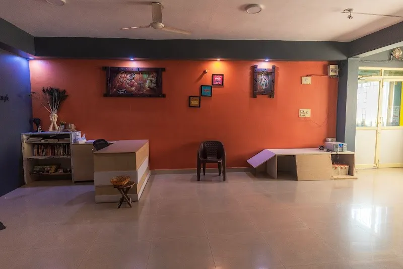 Dads Moneyy Studio | Green Screen Studio | Photography Studio for Rent | Pod Cast Studio | Recording and Dubbing Studio