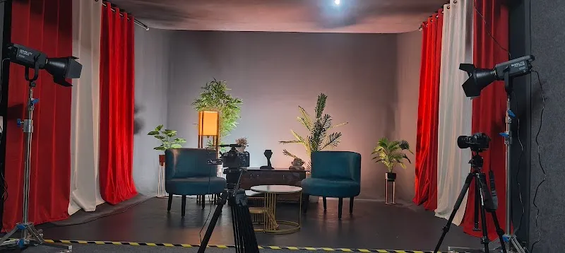 Dads Moneyy Studio | Green Screen Studio | Photography Studio for Rent | Pod Cast Studio | Recording and Dubbing Studio