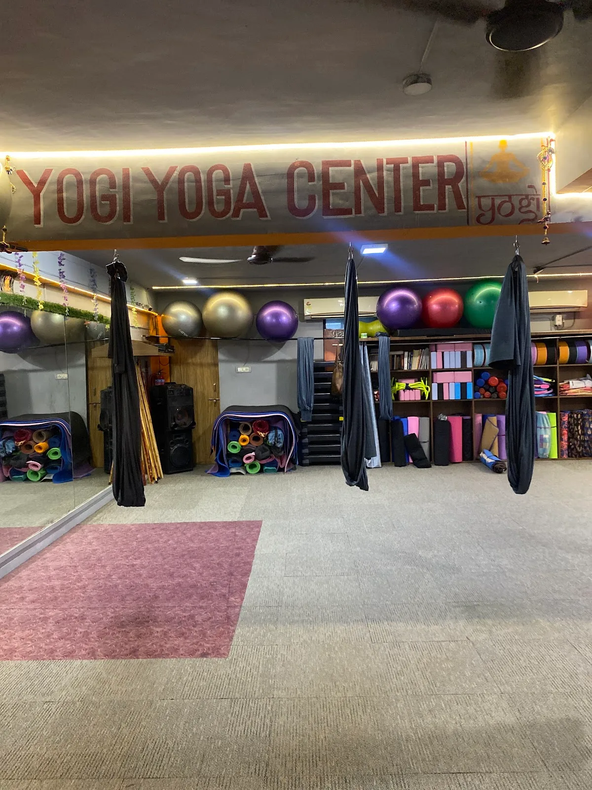 Yogi Yoga Center