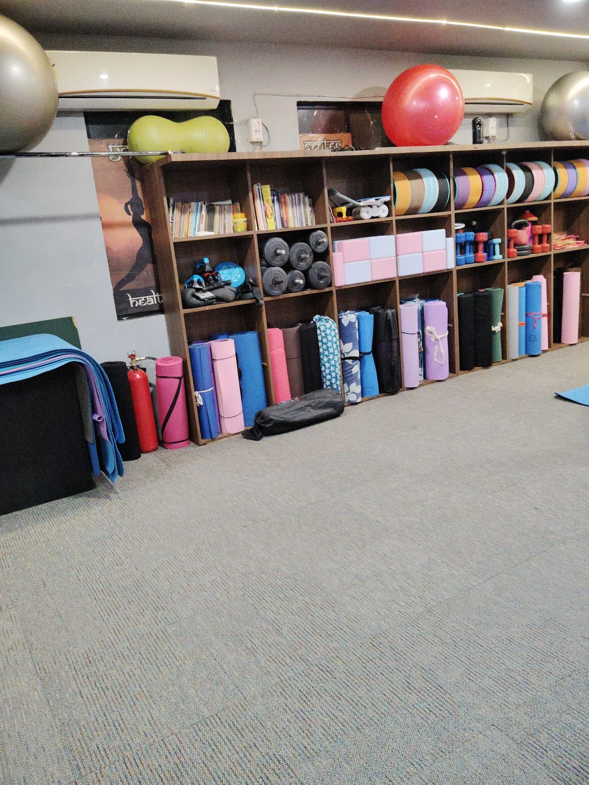Yogi Yoga Center