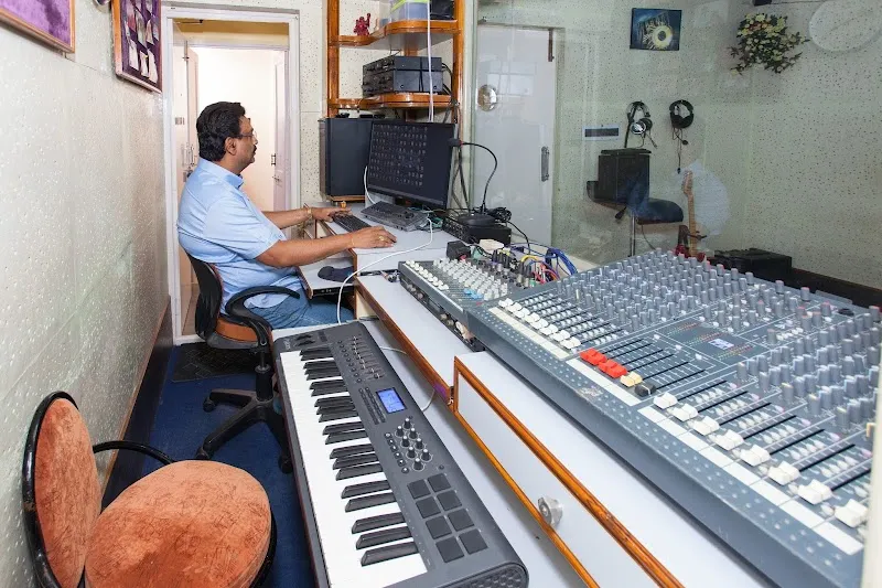 Recording studio Music Makers Events & Recording Studio
