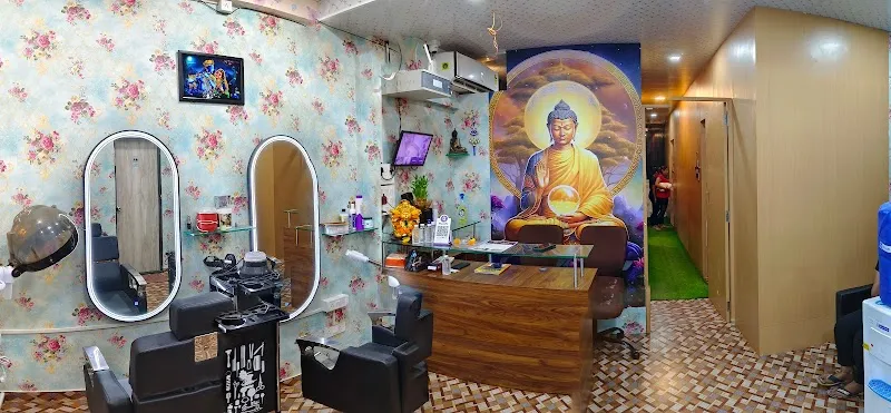 Star Luxury Spa In Oshiwara