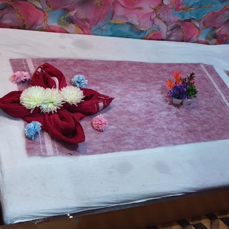 Star Luxury Spa In Oshiwara