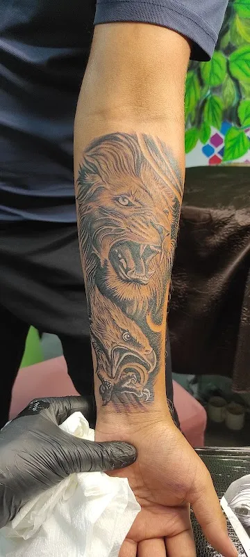 SR Tatoo Studio
