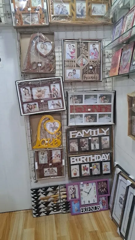 Radhika Photo Studio & Gift Articals
