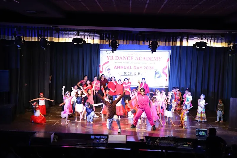 YR DANCE ACADEMY