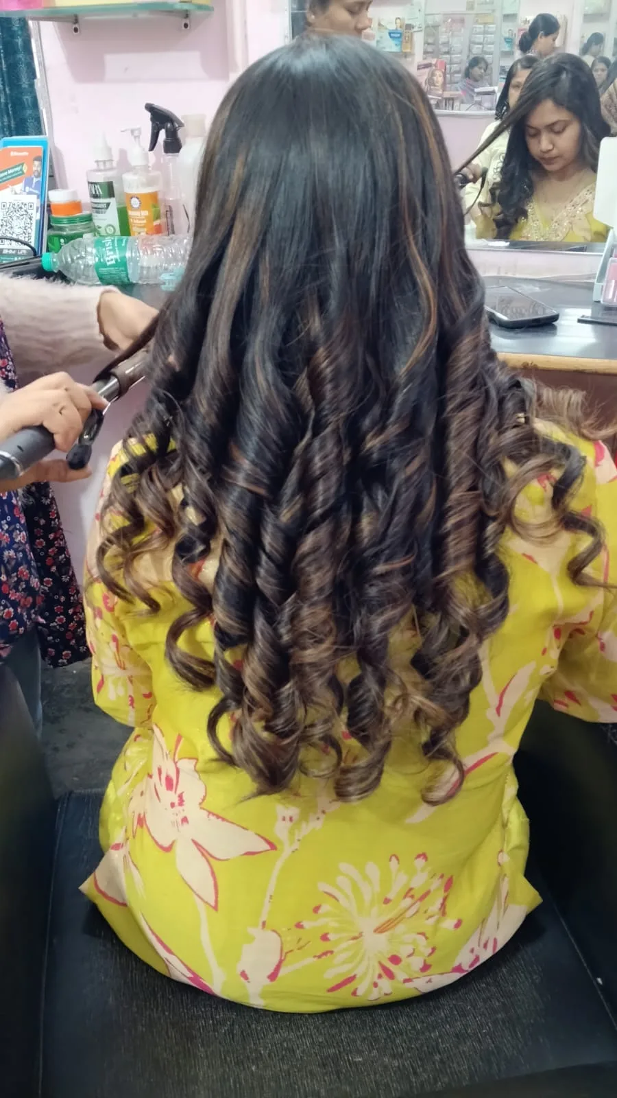 Jyoti professional beauty parlour