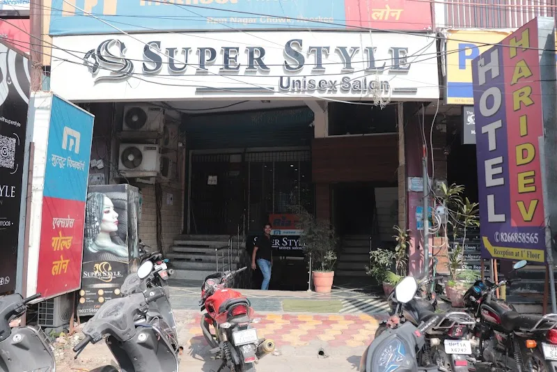 Super Style Unisex Salon - Best Salon in Roorkee, Best Makeup Artist in Roorkee | Hair Patch Service in Roorkee