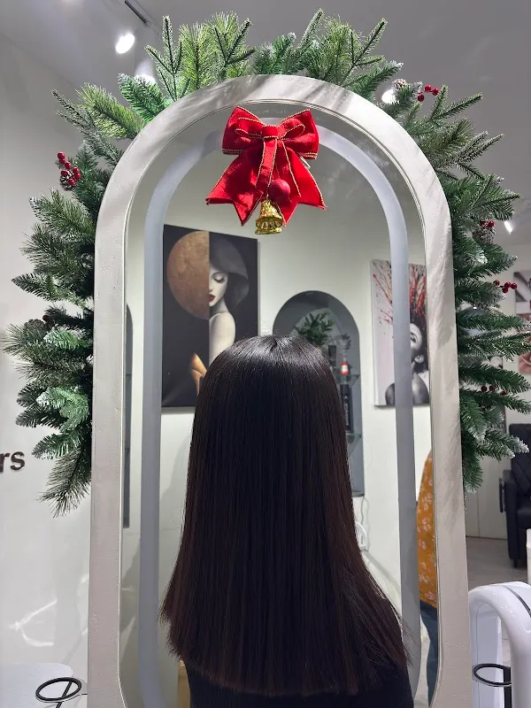 Moonlight Salon and wellness