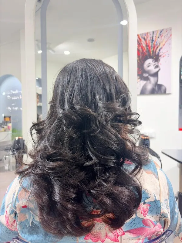 Moonlight Salon and wellness