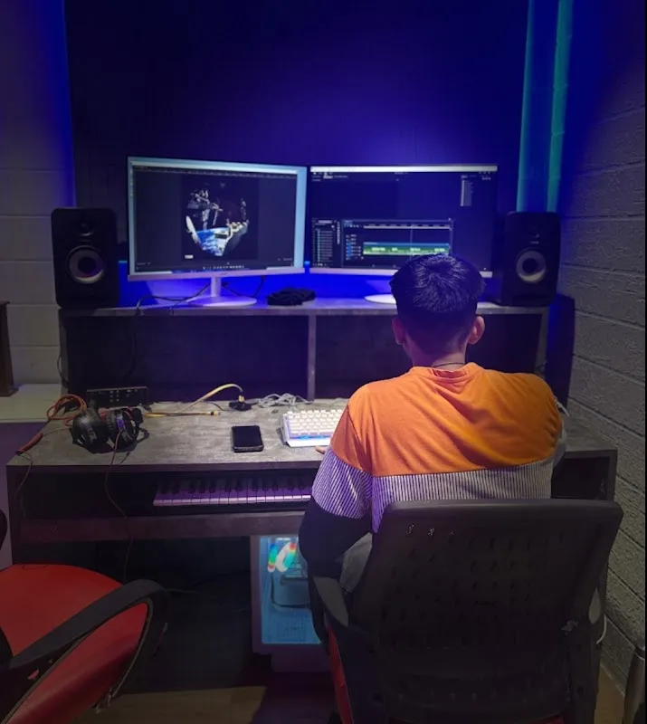 8bit Audio - DJ & Music production & Recording Studio