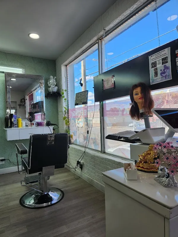 Lovely ladies Beauty Salon