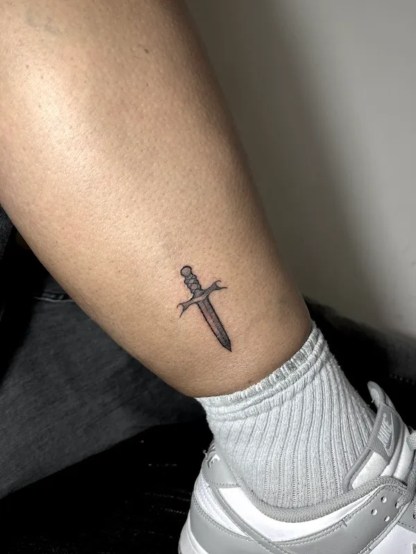 Pigeon Tattoo & Piercing Krakow