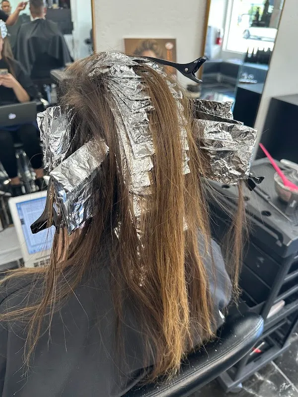 Niro Hair Salon & Barbershop