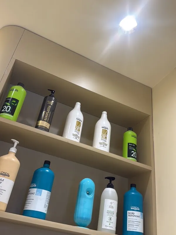 CLNZ Unisex Salon - Mahipalpur