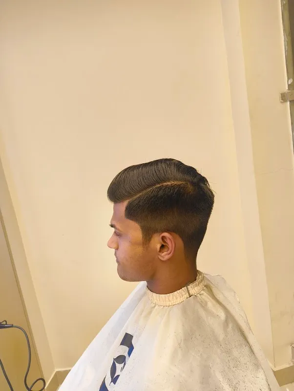 CLNZ Unisex Salon - Mahipalpur