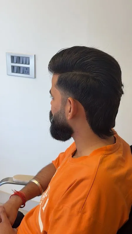 CLNZ Unisex Salon - Mahipalpur