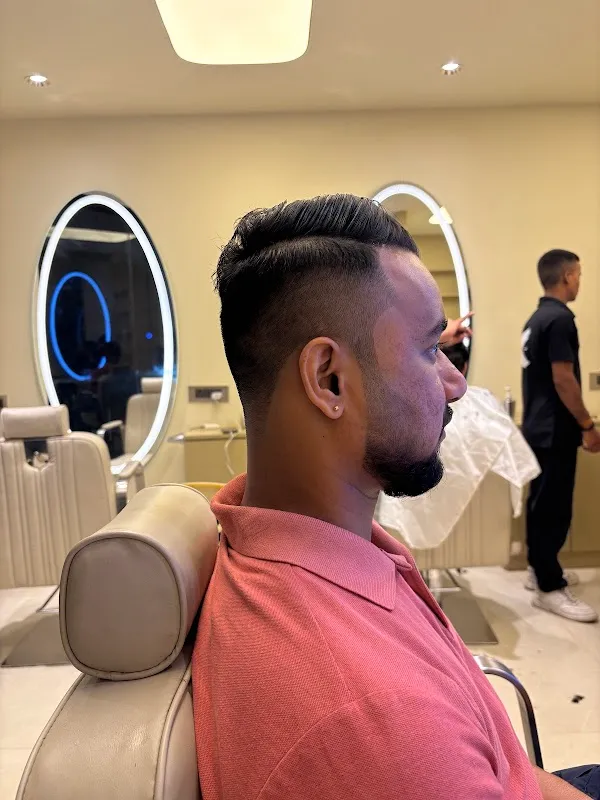 CLNZ Unisex Salon - Mahipalpur