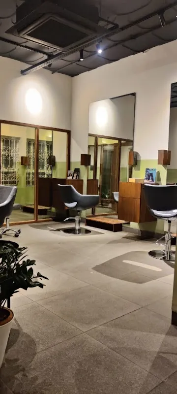 MadFern | Luxury Unisex Salon, Lavelle Road