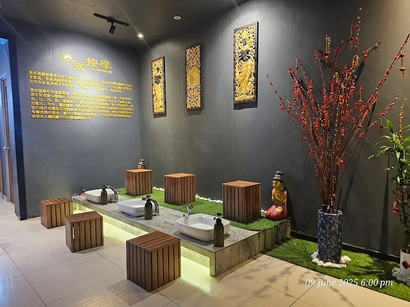 Family Thai Spa (Desa Tebrau)
