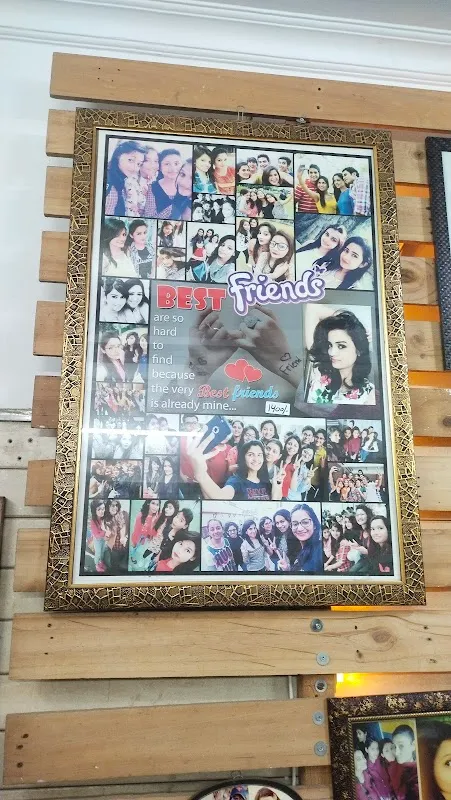 FLASHBACK PHOTO STUDIO
