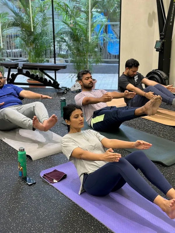 Movara : A Fitness Studio