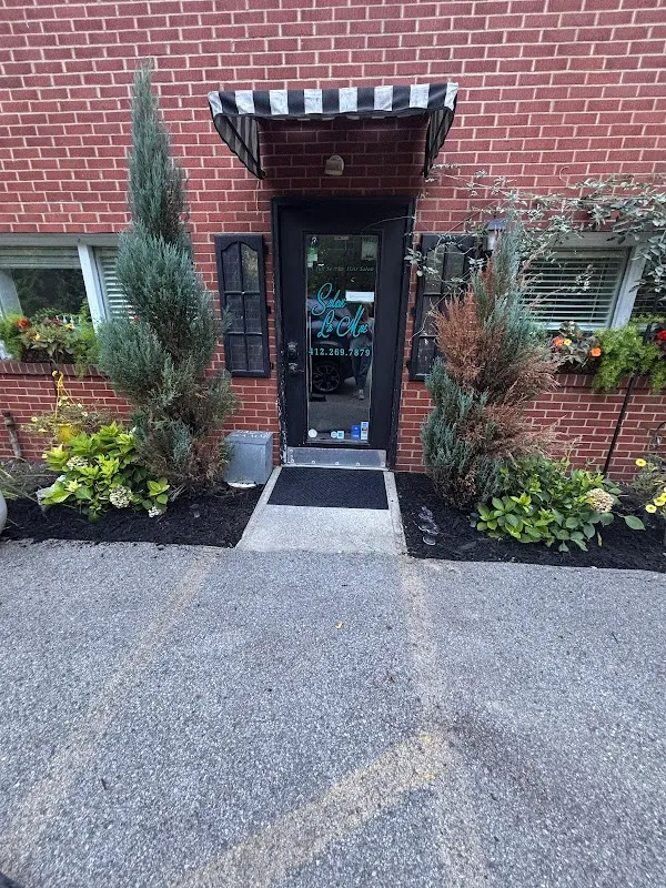 Salon La Mae