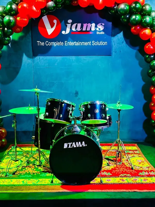 V JAMS STUDIO