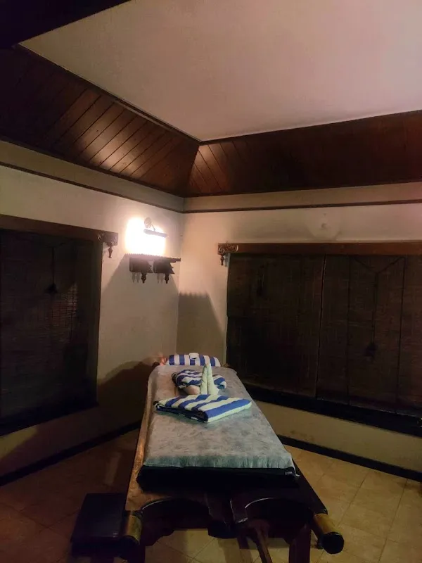 Renest Cedar Spa By Oceana Wellness