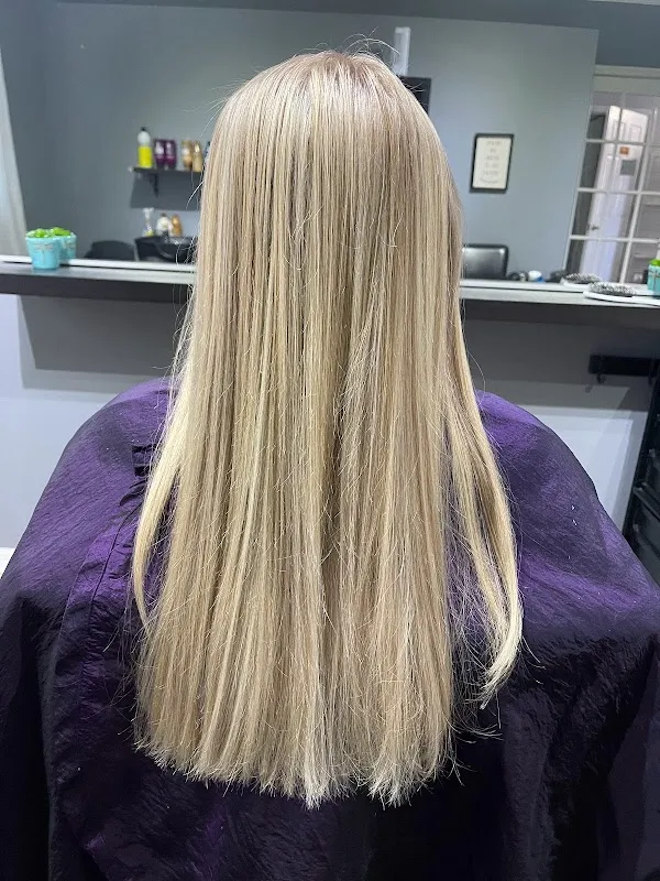 Salty Styles Hair Studio