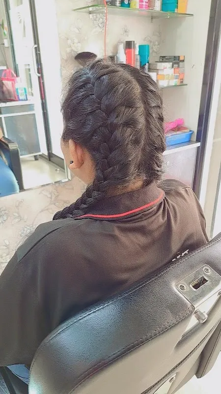 Blossom Unisex Salon