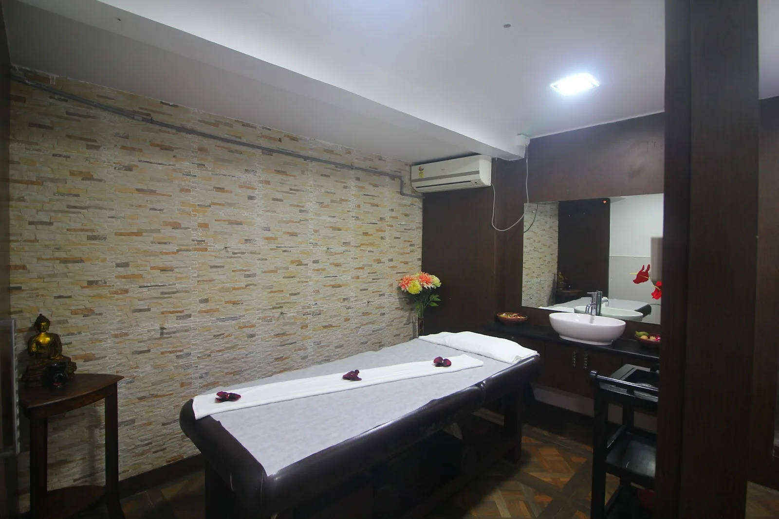 HERBAL AMBIENCE SPA and SALON (LOREAL)