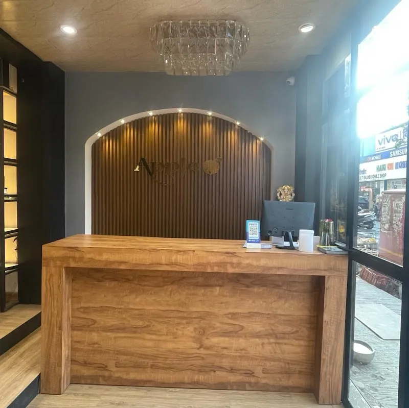 Apple Unisex Salon (Hair Cutting Carter Road)
