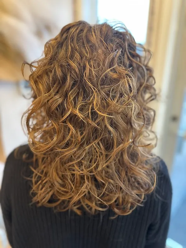 Salon Palm & Spa